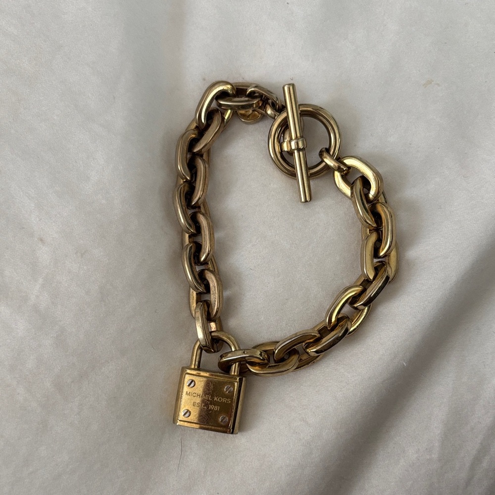 MICHAEL KORS BRACELET